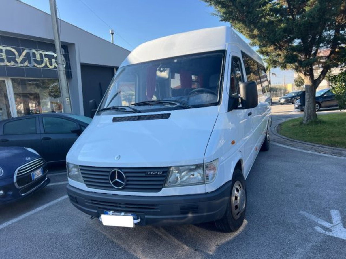 Mercedes-Benz Sprinter K30/35 312 TDI Kombi (3)