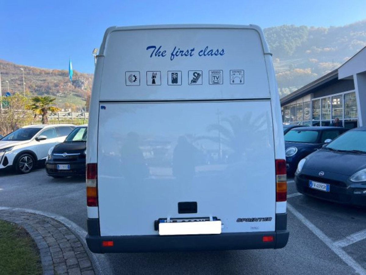 Mercedes-Benz Sprinter K30/35 312 TDI Kombi (5)
