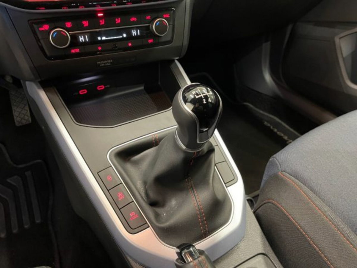 SEAT Arona 1.0 EcoTSI FR (8)