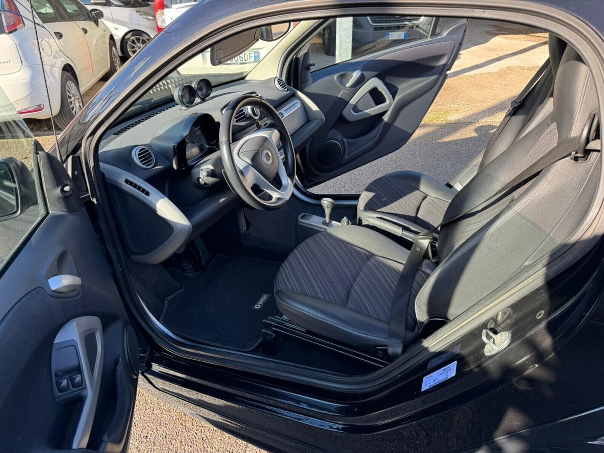 smart Fortwo 800 40 kW coupé pulse cdi (12)