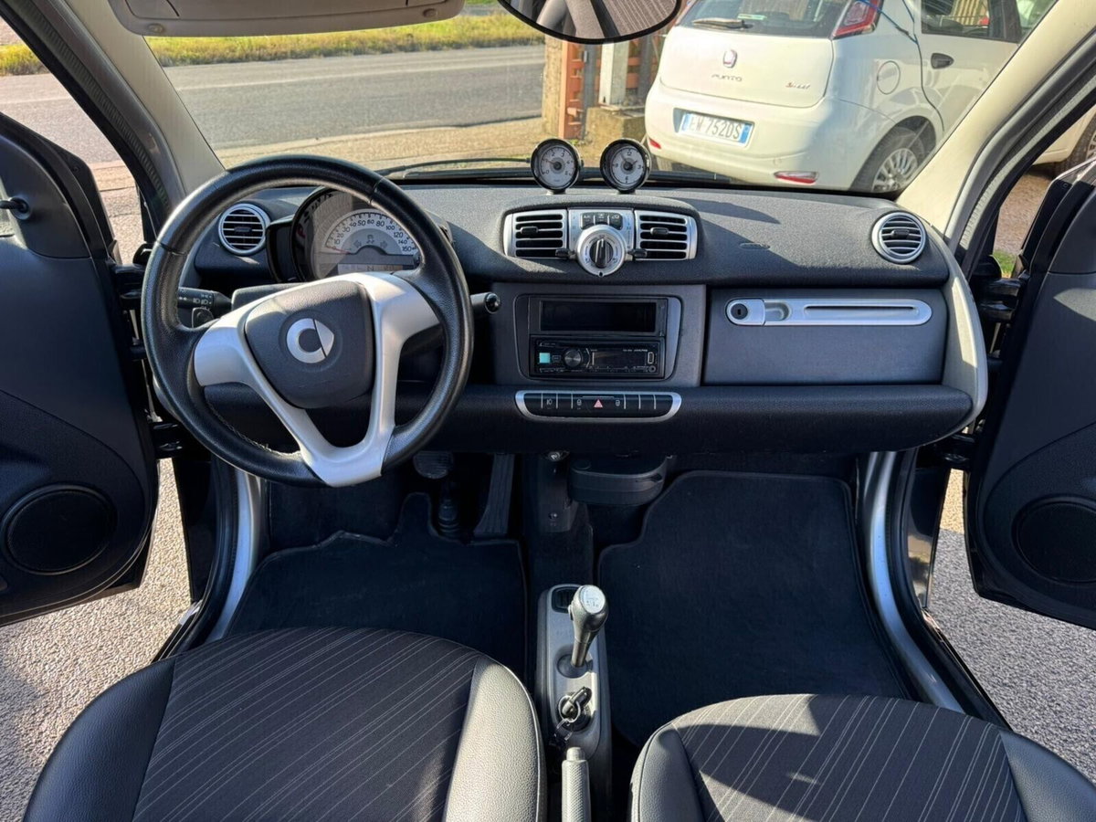 smart Fortwo 800 40 kW coupé pulse cdi (14)