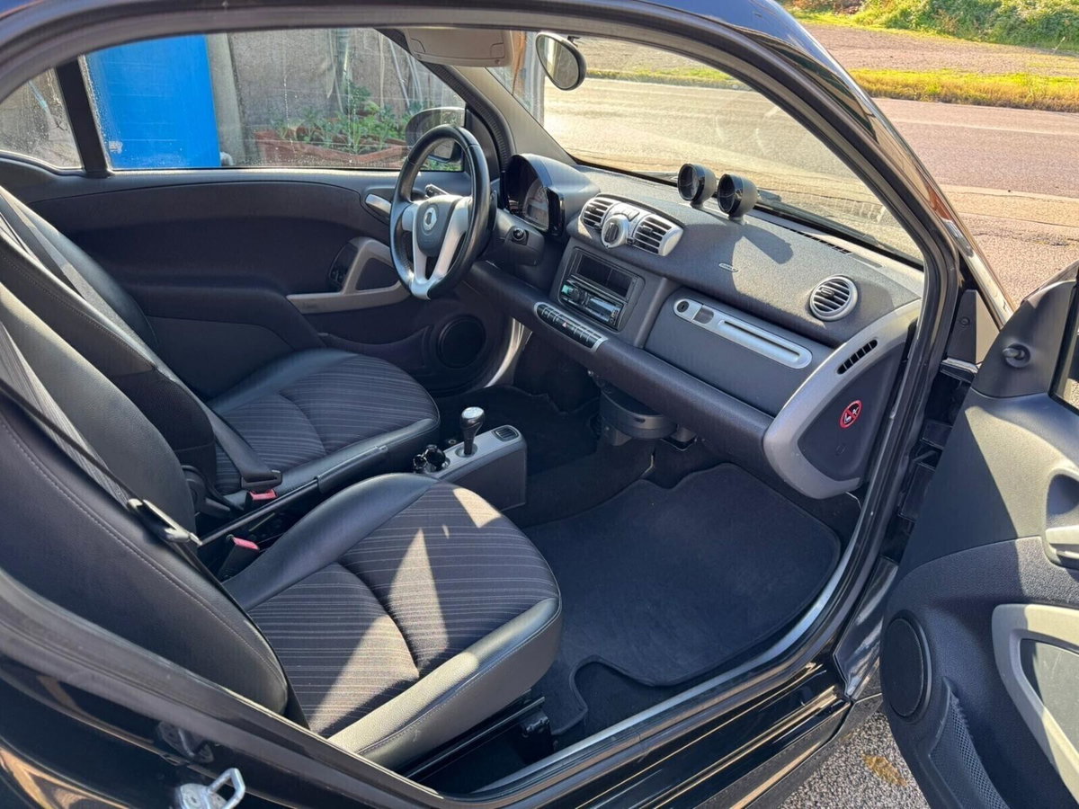 smart Fortwo 800 40 kW coupé pulse cdi (16)