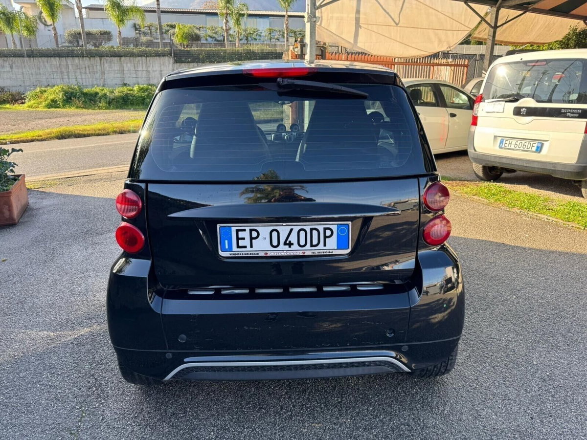 smart Fortwo 800 40 kW coupé pulse cdi (5)