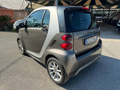 smart Fortwo 1000 52 kW MHD coupé passion (4)