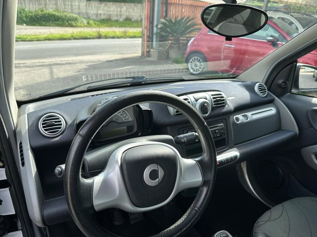 smart Fortwo 1000 52 kW MHD coupé passion (12)