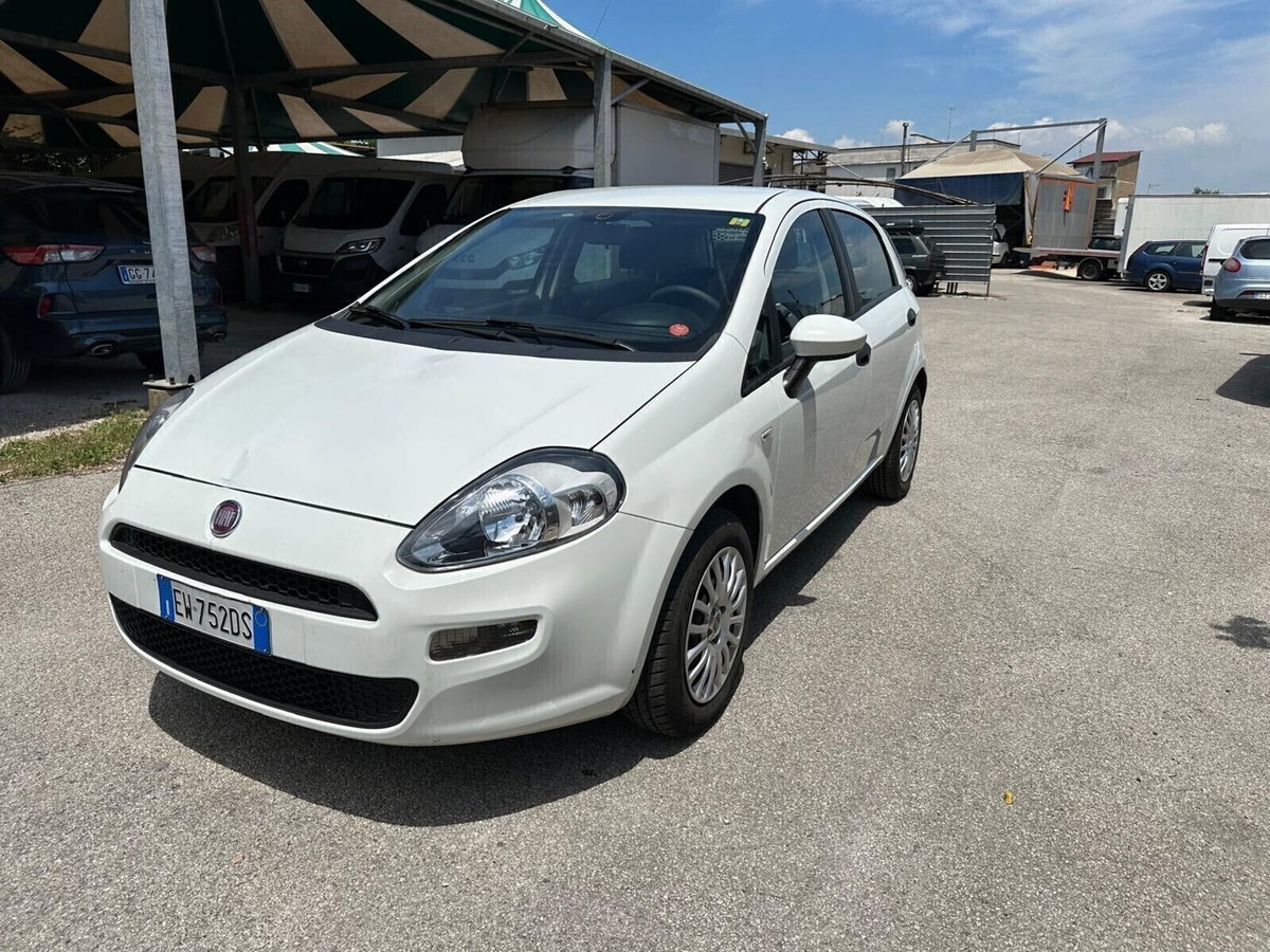 Fiat Punto 1.4 8V 5 porte Easypower Street (3)