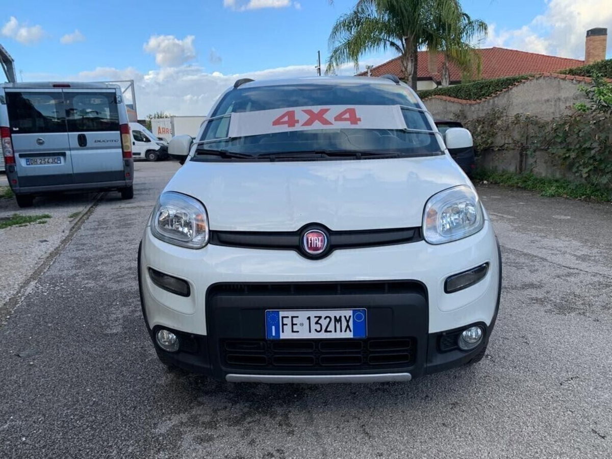 Fiat Panda 1.3 MJT 95 CV S&S 4x4 (2)