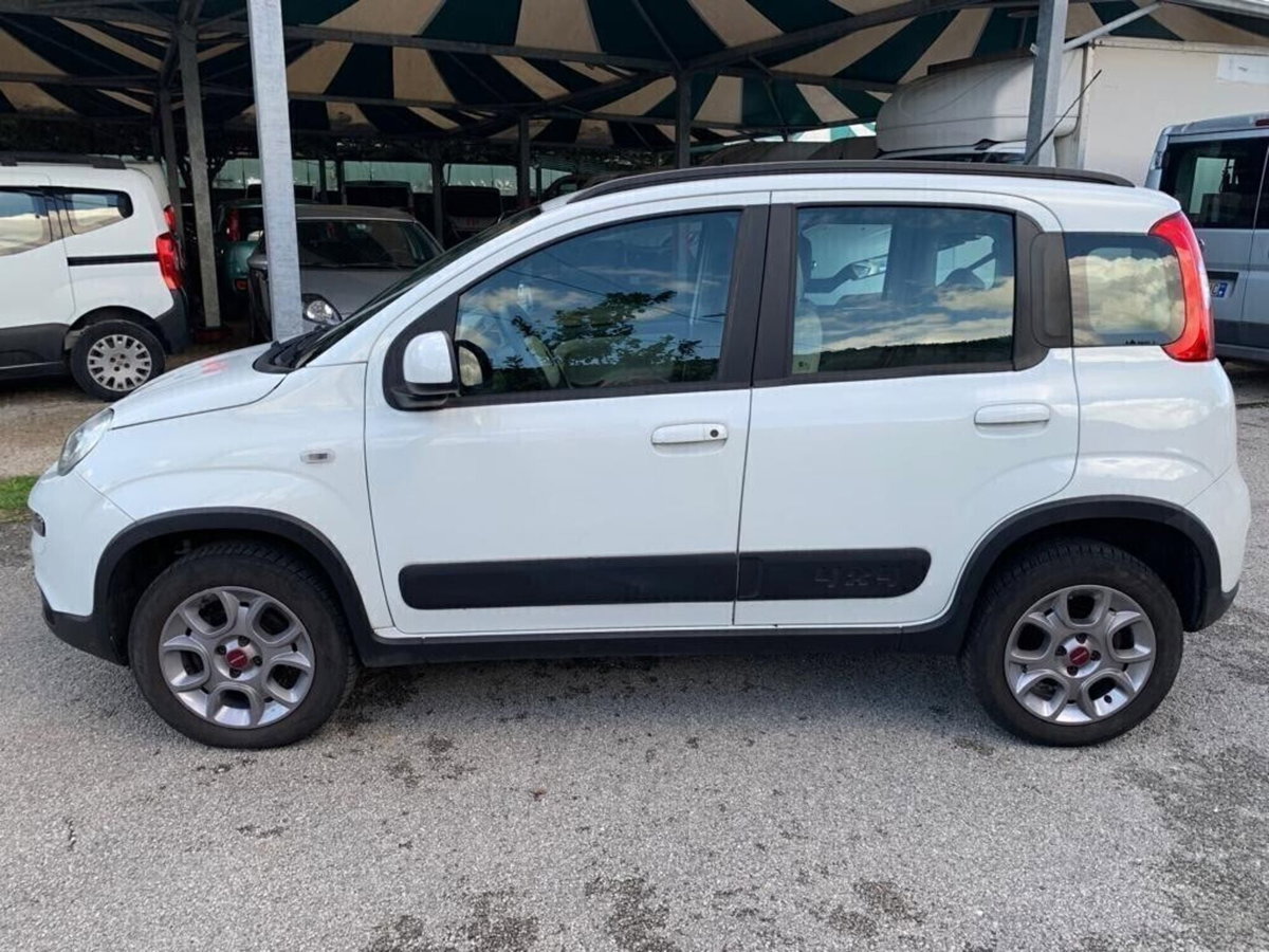 Fiat Panda 1.3 MJT 95 CV S&S 4x4 (4)