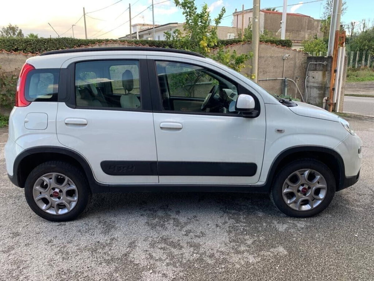 Fiat Panda 1.3 MJT 95 CV S&S 4x4 (8)