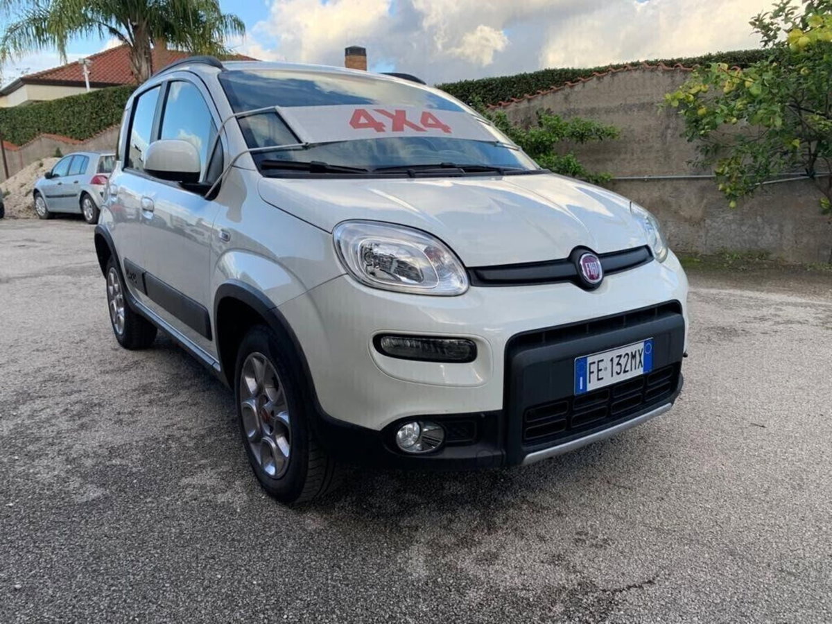 Fiat Panda 1.3 MJT 95 CV S&S 4x4 (9)