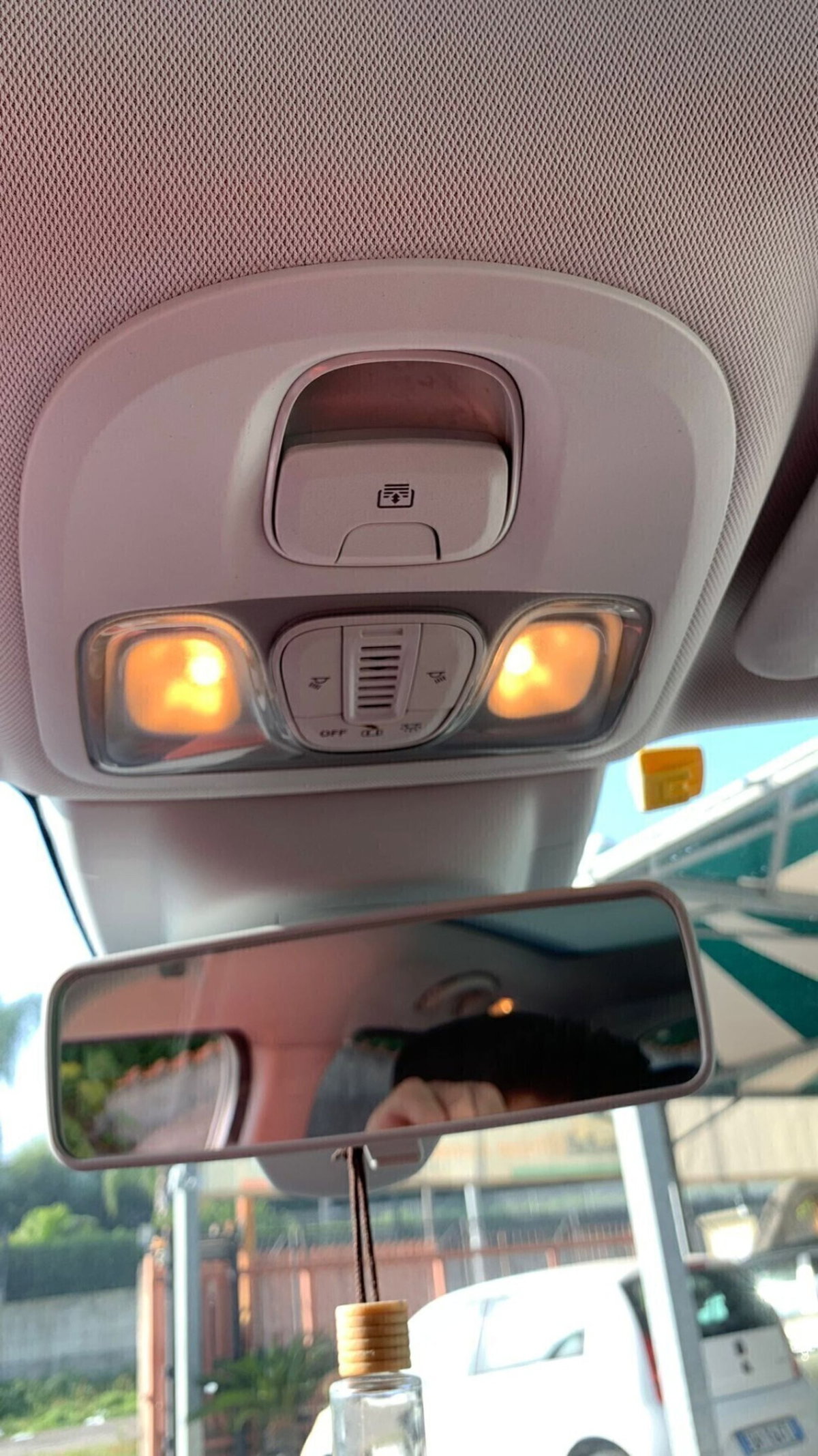 Fiat 500L 1.3 Multijet 95 CV Dualogic Lounge (18)