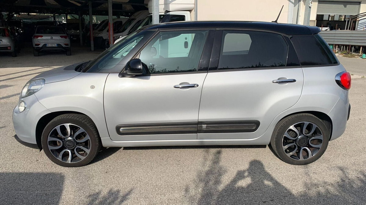 Fiat 500L 1.3 Multijet 95 CV Dualogic Lounge (3)