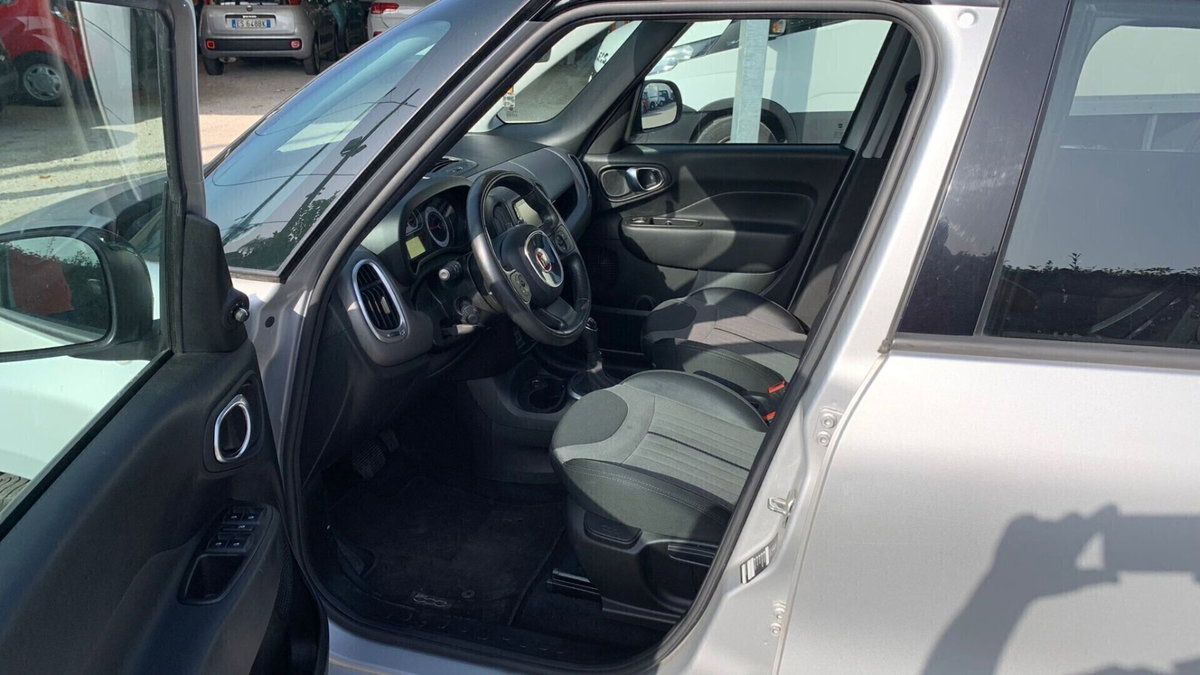 Fiat 500L 1.3 Multijet 95 CV Dualogic Lounge (9)