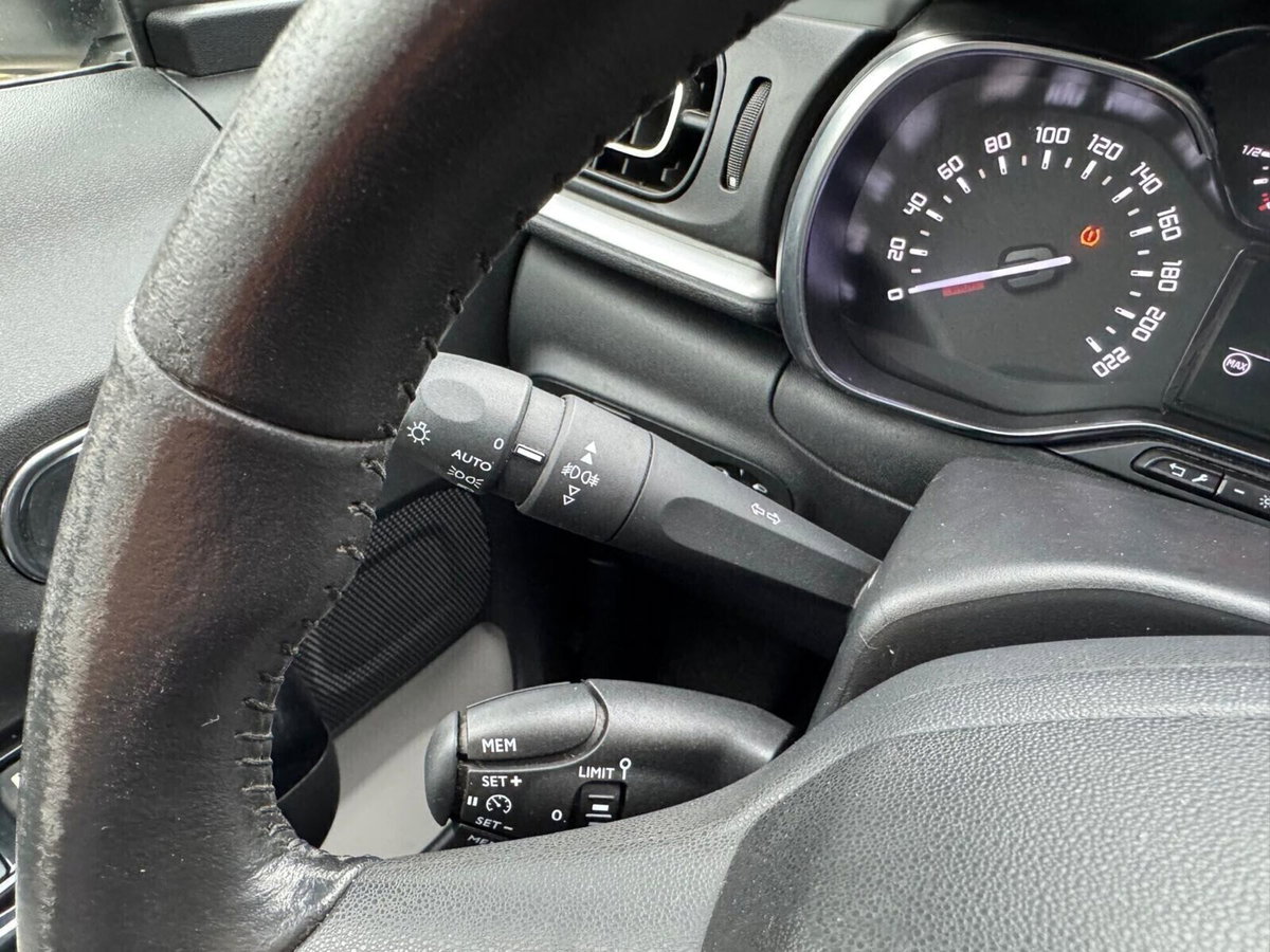 Citroen C3 PureTech 82 S&S Shine (14)