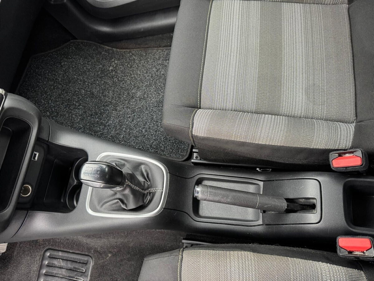 Citroen C3 PureTech 82 S&S Shine (19)