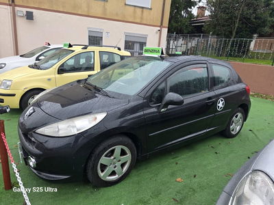 Peugeot 207 VTi 95CV 3p. XS Easy usata