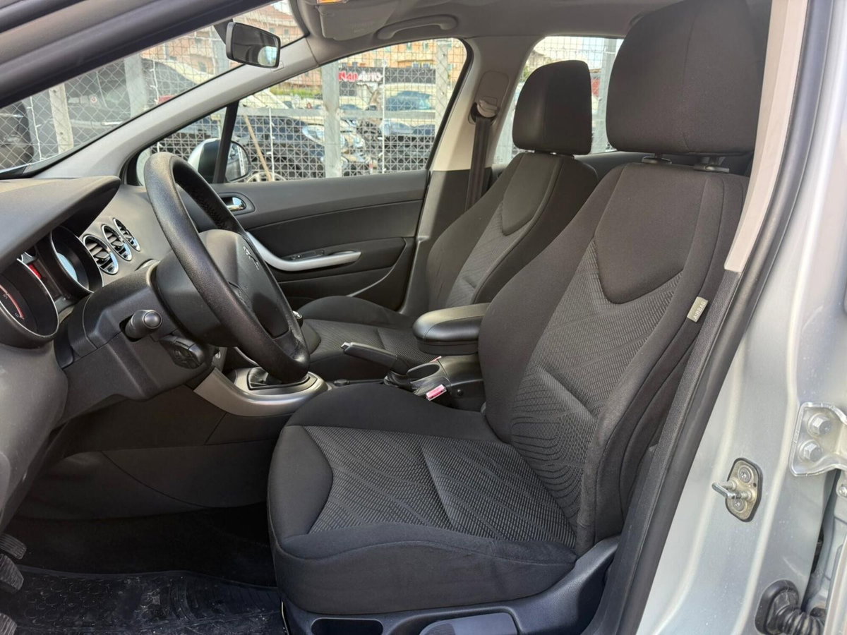 Peugeot 308 1.6 8V HDi 93CV 5p. Active (10)
