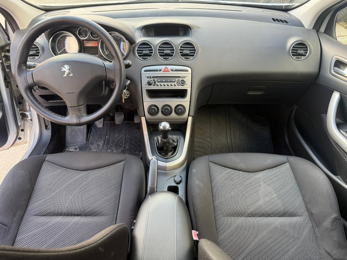 Peugeot 308 1.6 8V HDi 93CV 5p. Active (12)