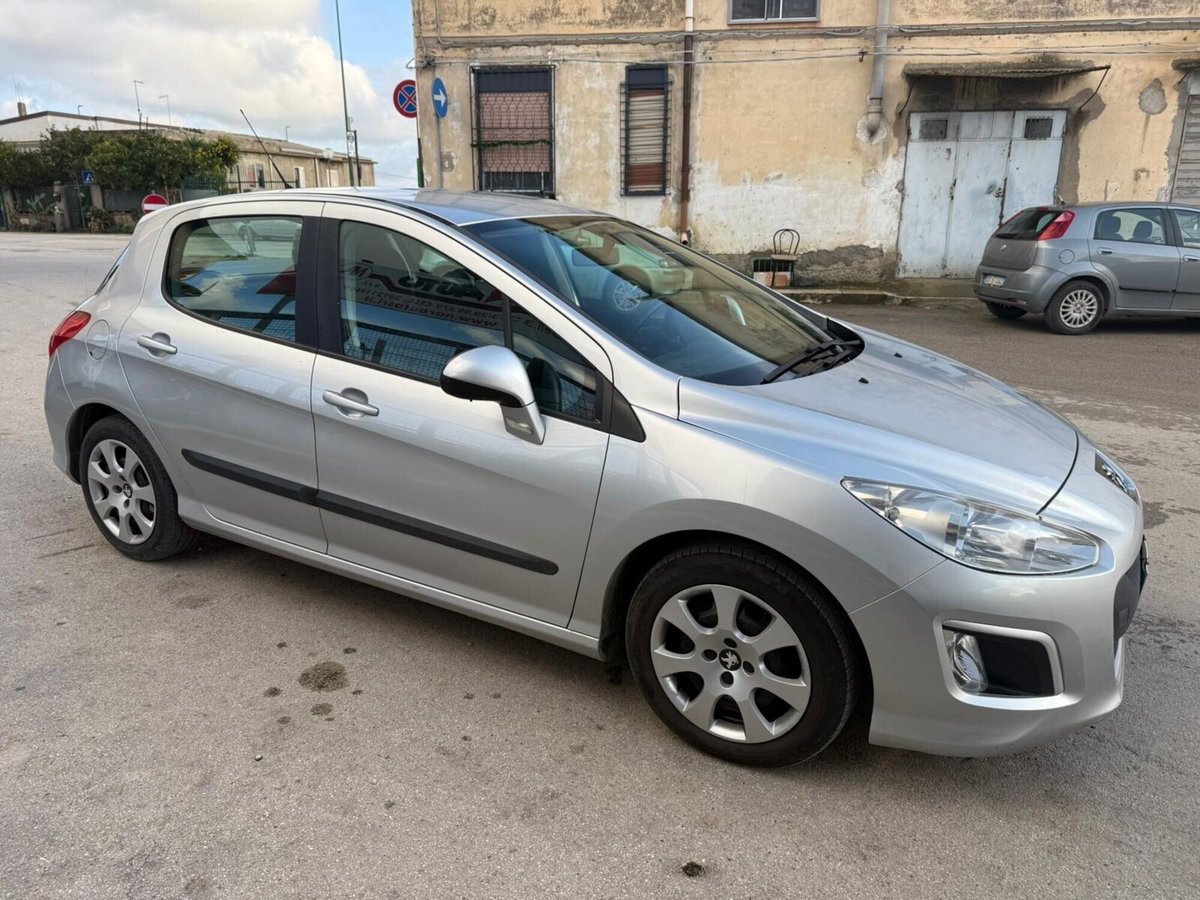 Peugeot 308 1.6 8V HDi 93CV 5p. Active (4)
