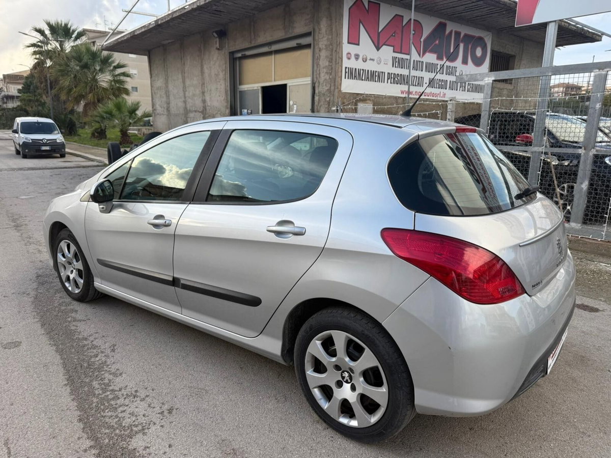 Peugeot 308 1.6 8V HDi 93CV 5p. Active (7)