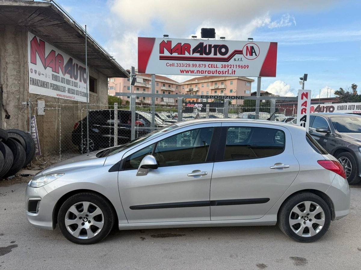 Peugeot 308 1.6 8V HDi 93CV 5p. Active (8)