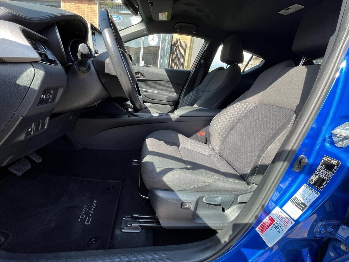 Toyota Toyota C-HR 1.8 Hybrid E-CVT Trend (12)