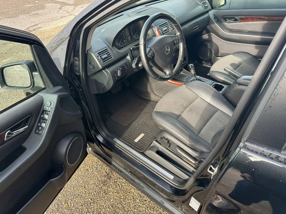 Mercedes-Benz Classe A 150 Elegance (5)