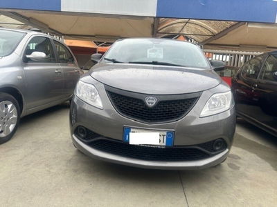Lancia Ypsilon 1.2 69 CV 5 porte GPL Ecochic Gold usata