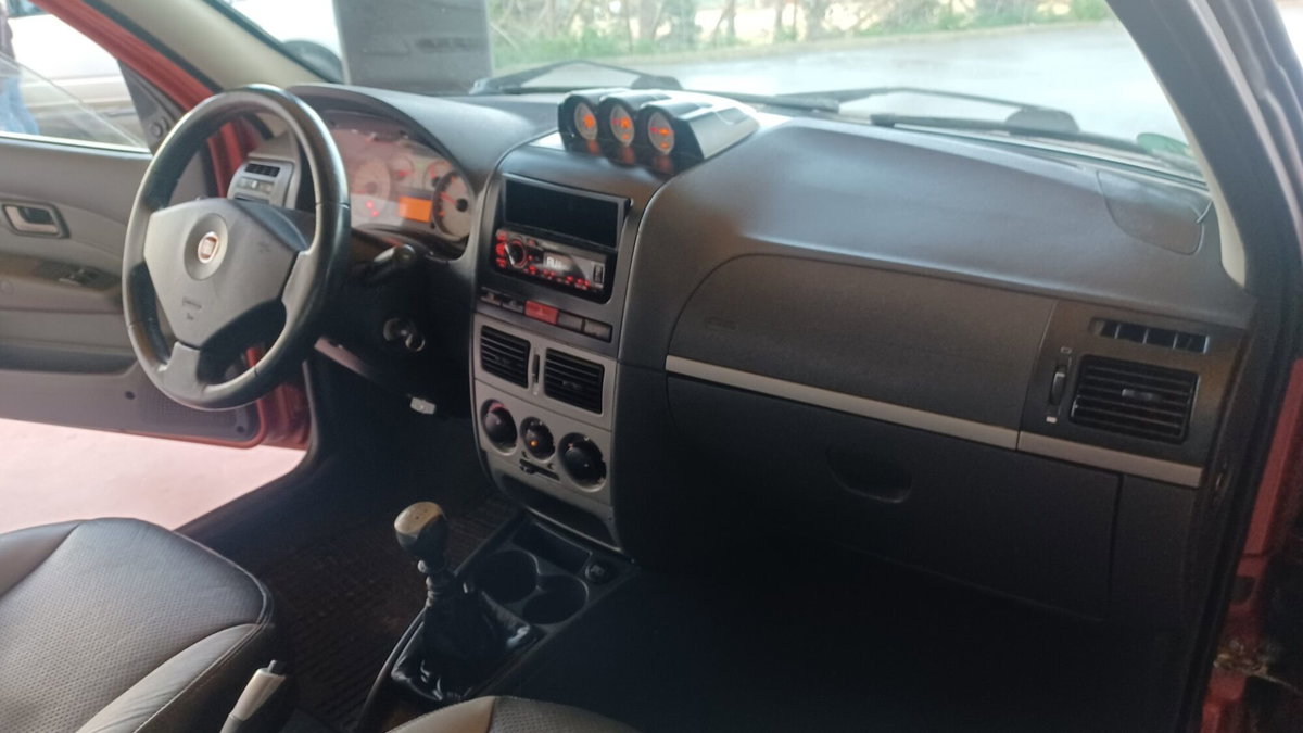 Fiat Strada 1.3 MJT 95CV Pick-up DC Adventure (10)