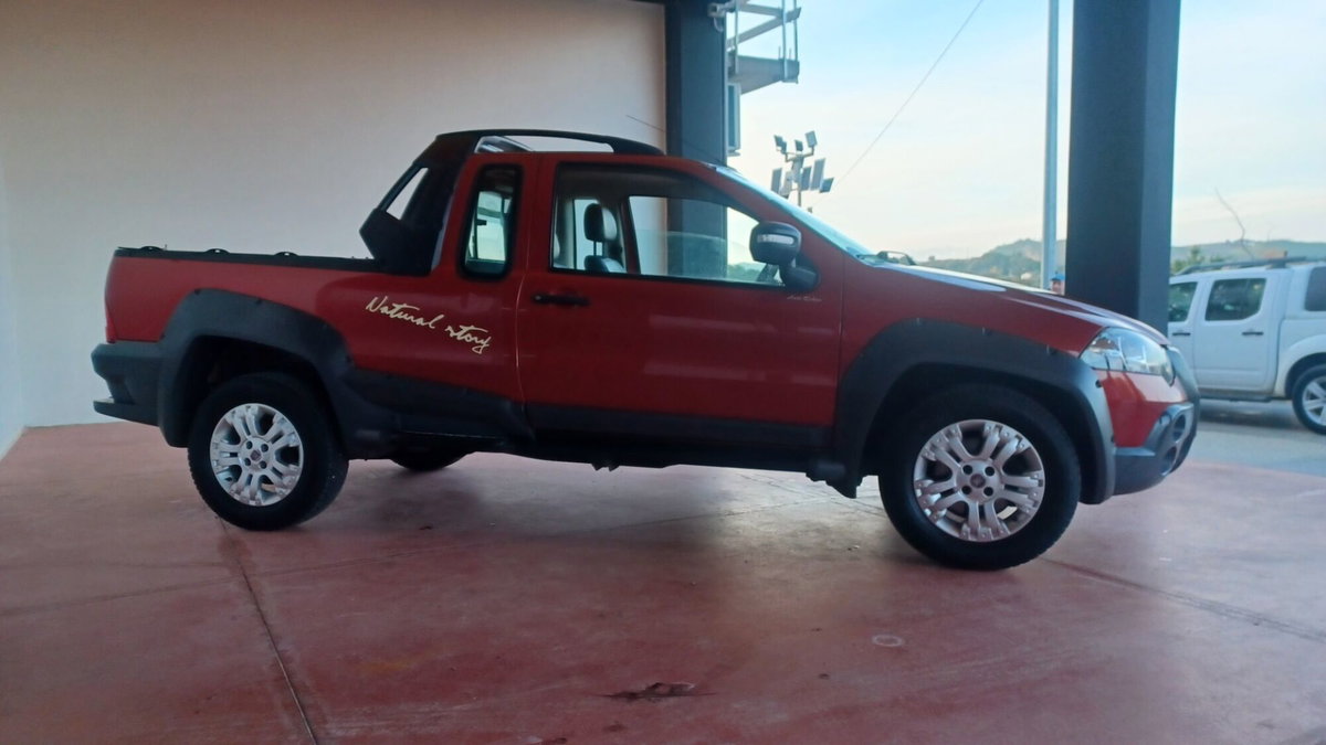 Fiat Strada 1.3 MJT 95CV Pick-up DC Adventure (4)