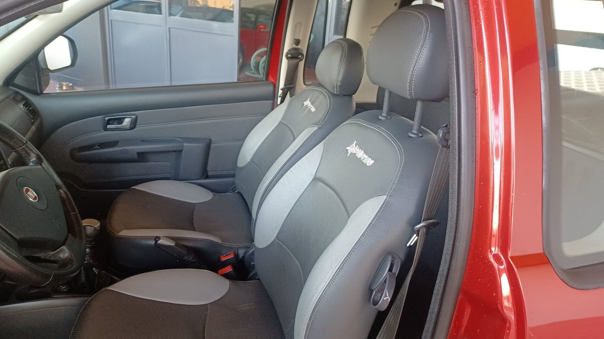 Fiat Strada 1.3 MJT 95CV Pick-up DC Adventure (8)