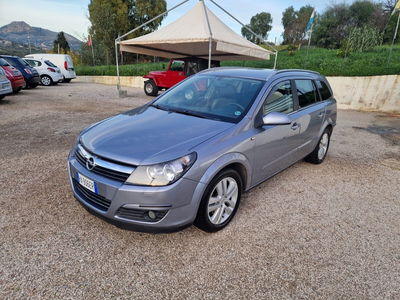 Opel Astra Station Wagon 1.9 16V CDTI 150CV Station Wagon Cosmo usata