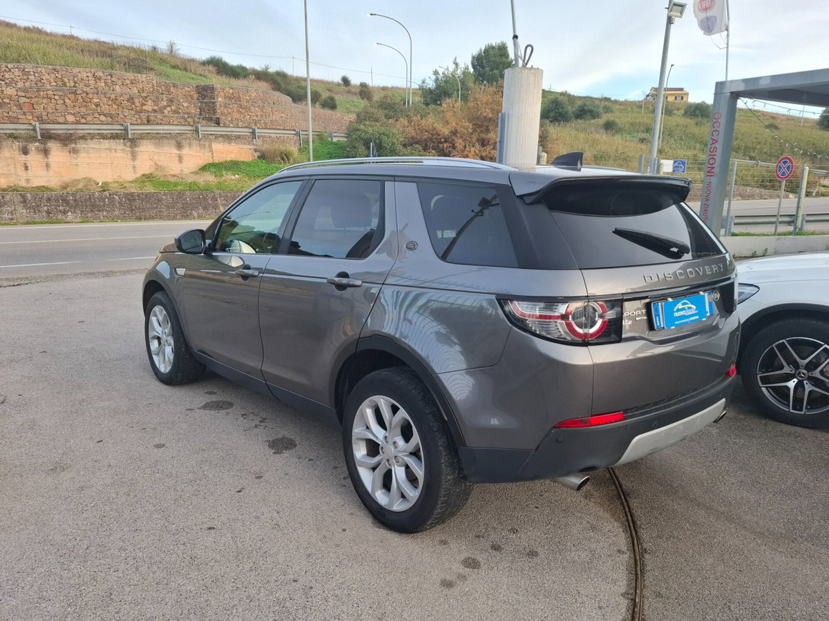 Land Rover Discovery Sport 2.0 TD4 150 CV HSE (3)