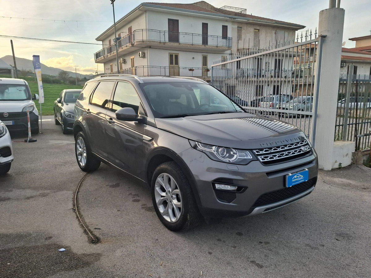 Land Rover Discovery Sport 2.0 TD4 150 CV HSE (4)