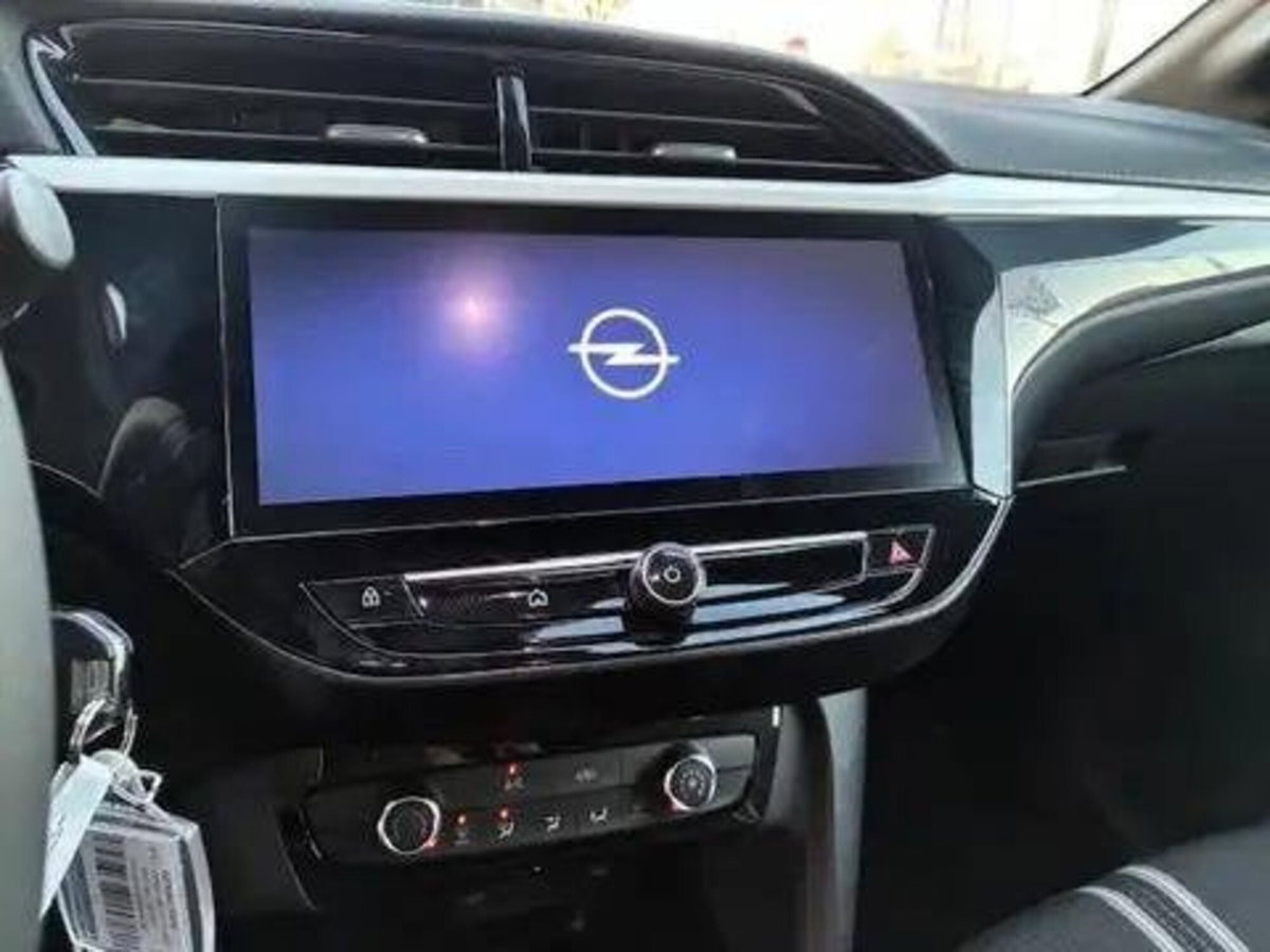 Opel Corsa-e electric Corsa 136cv (10)
