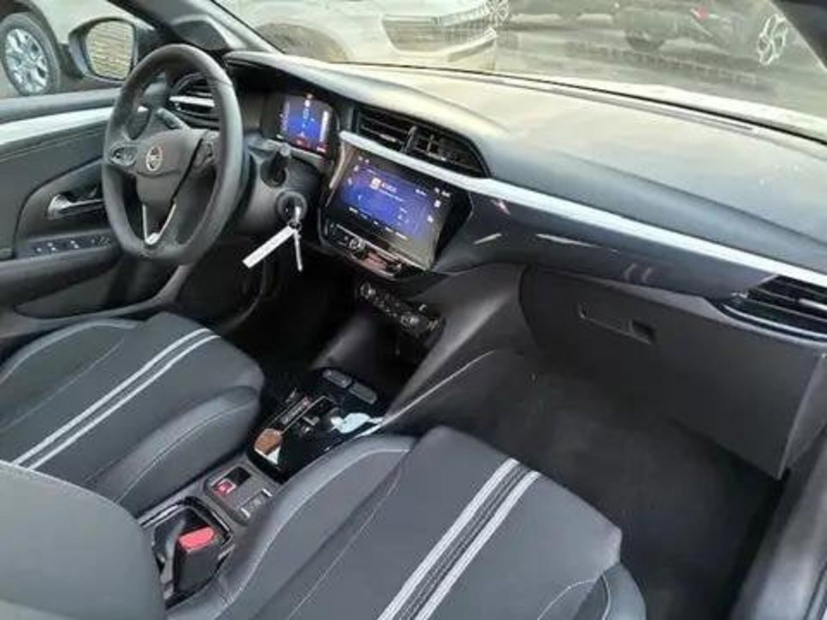 Opel Corsa-e electric Corsa 136cv (9)