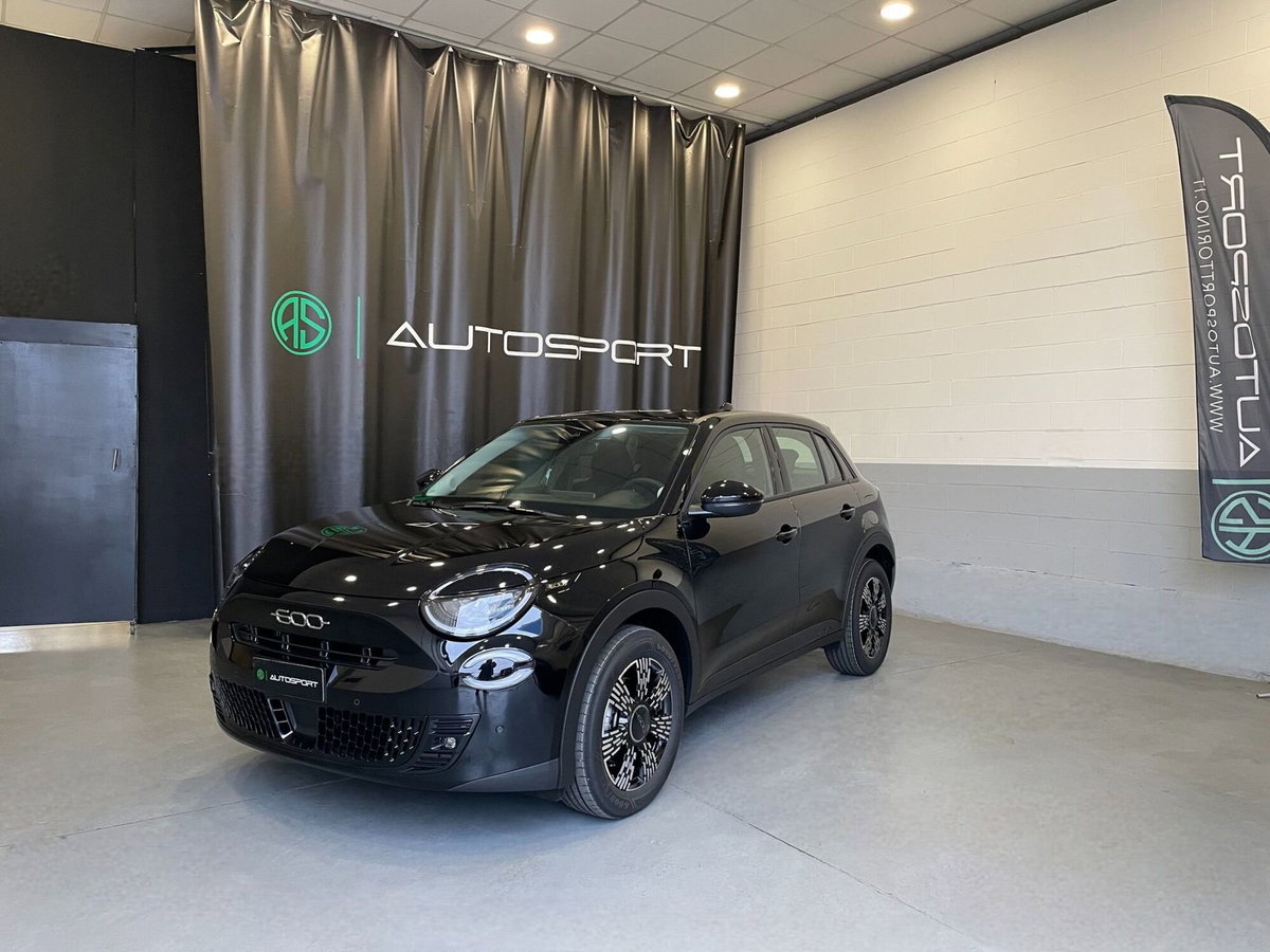 Fiat 600 1.2 hybrid Serie Speciale Icon 110cv auto (3)