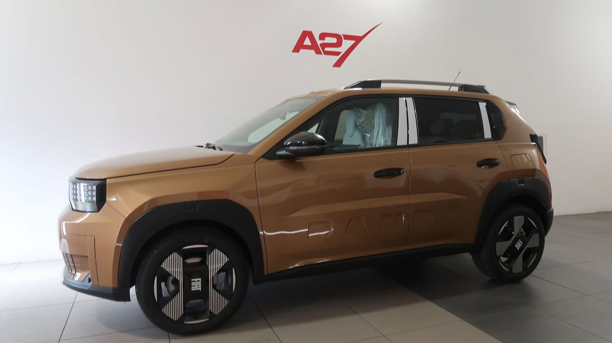 Fiat Grande Panda 1.2 hybrid La Prima 110cv edct (15)