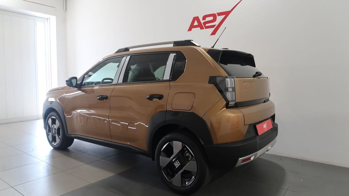 Fiat Grande Panda 1.2 hybrid La Prima 110cv edct (19)