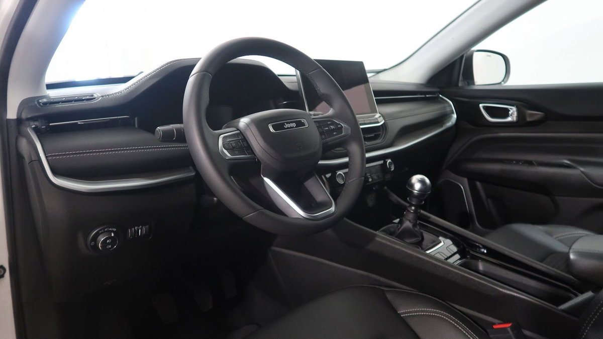 Jeep Compass 1.6 Multijet II 2WD Limited (2)