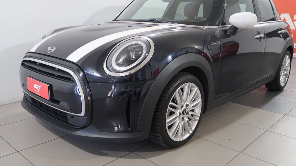 MINI Mini 1.5 Cooper 5 porte (11)