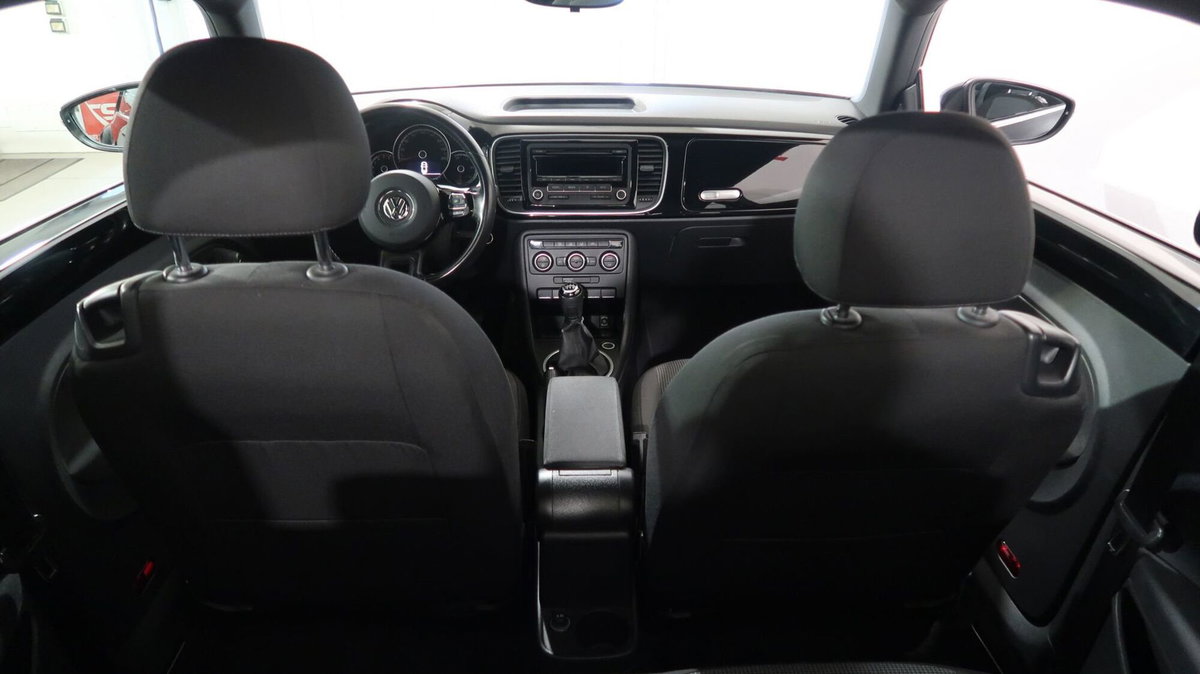 Volkswagen Maggiolino 1.2 TSI Design (16)