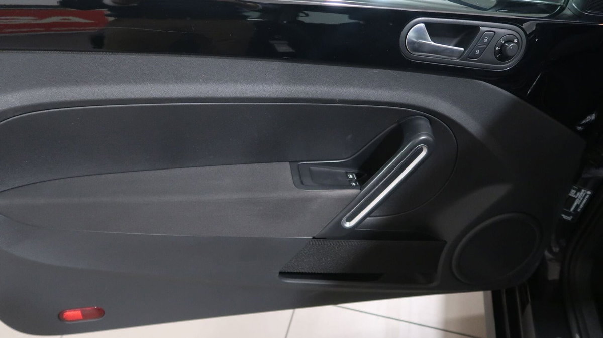 Volkswagen Maggiolino 1.2 TSI Design (17)