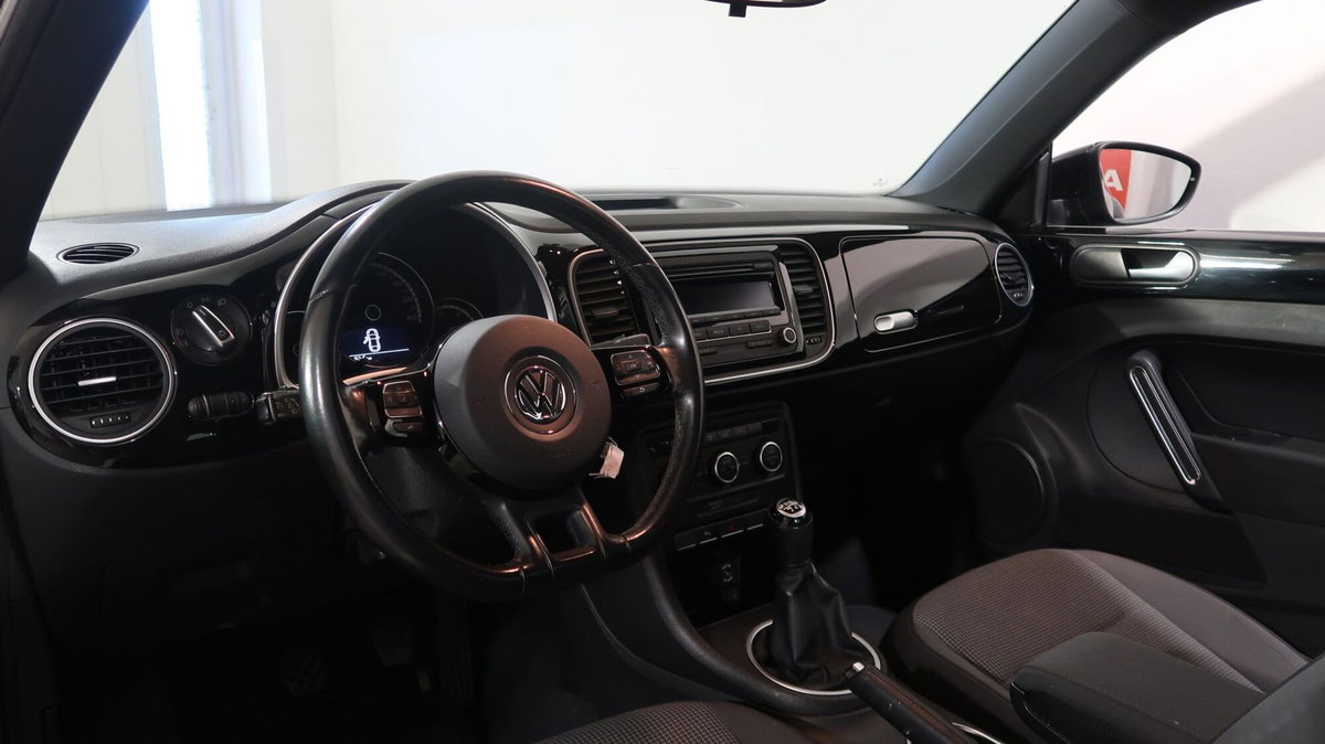Volkswagen Maggiolino 1.2 TSI Design (2)