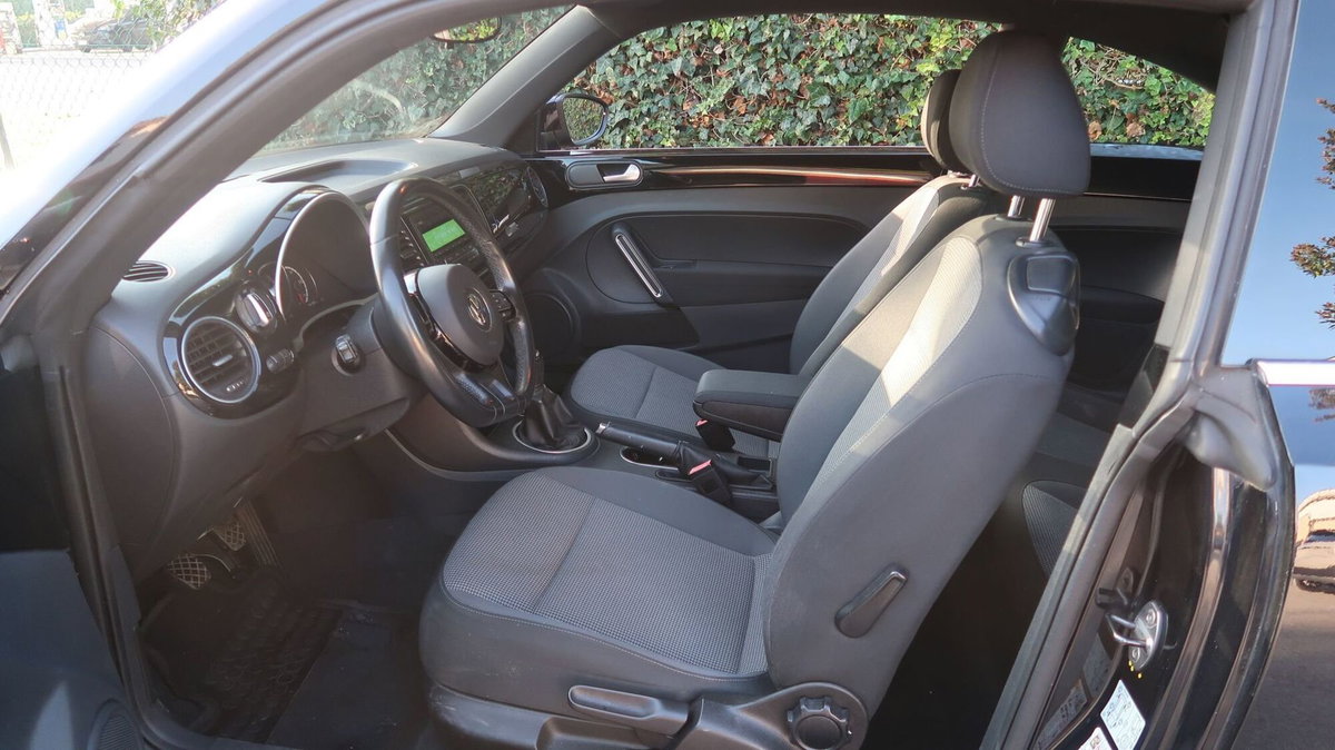 Volkswagen Maggiolino 1.2 TSI Design (4)