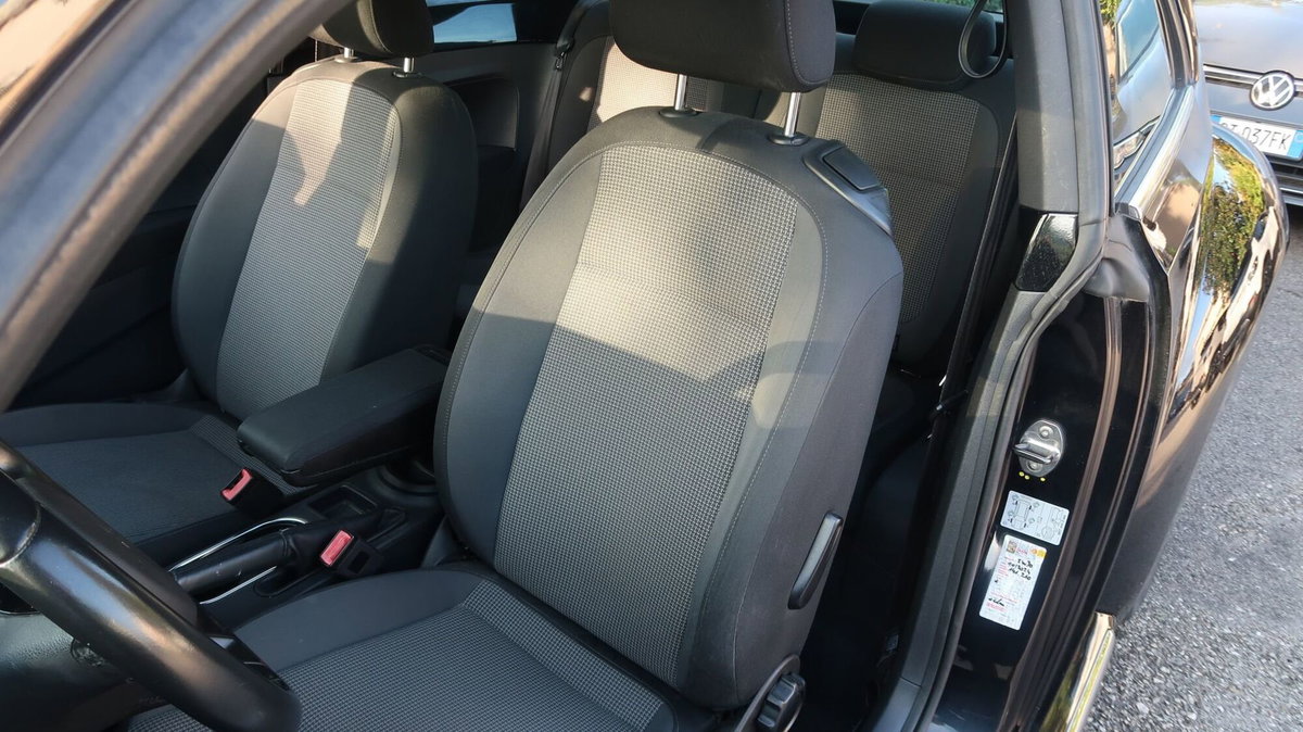 Volkswagen Maggiolino 1.2 TSI Design (6)