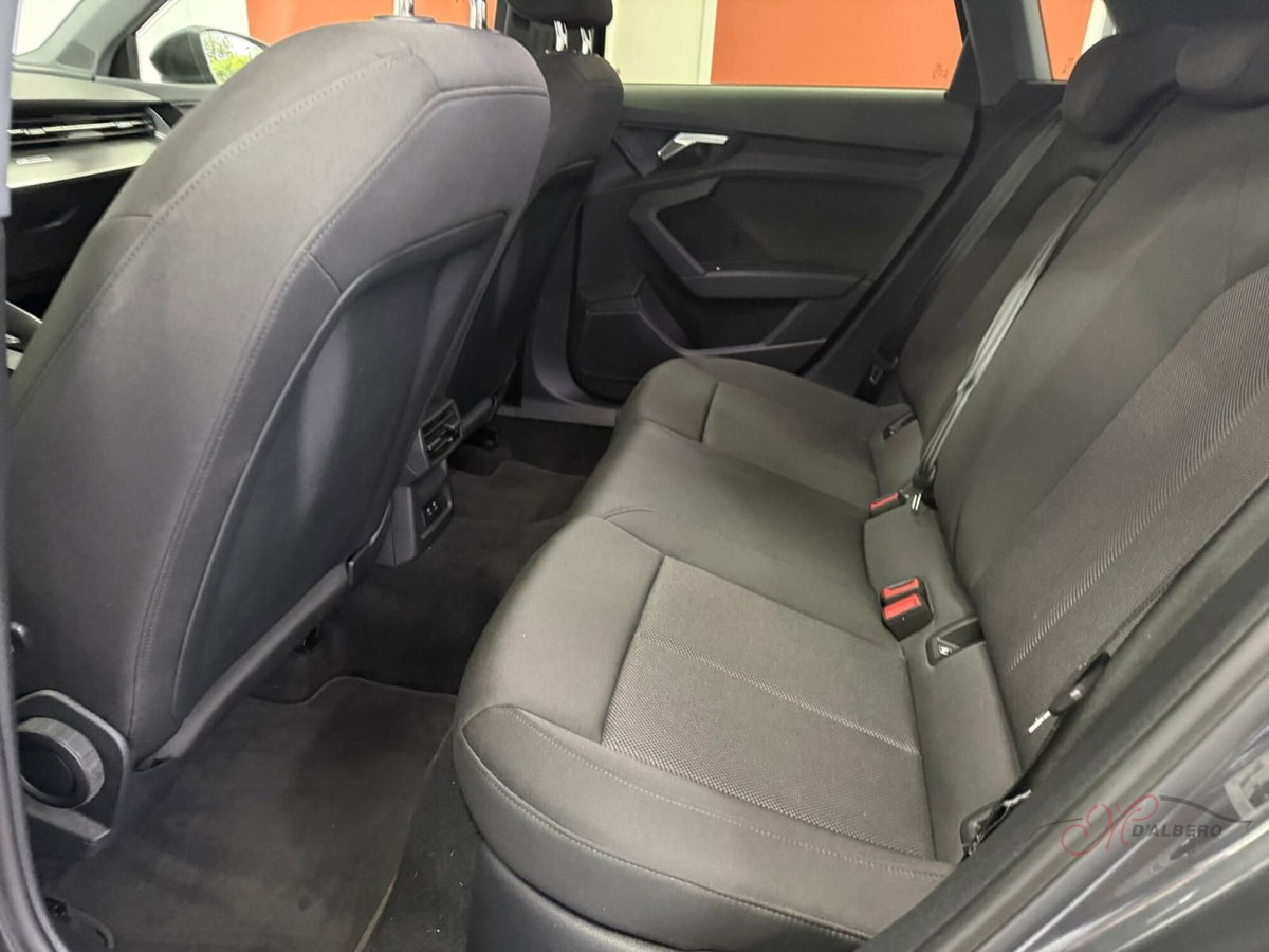 Audi A3 Sportback 35 TDI S tronic S line edition (11)