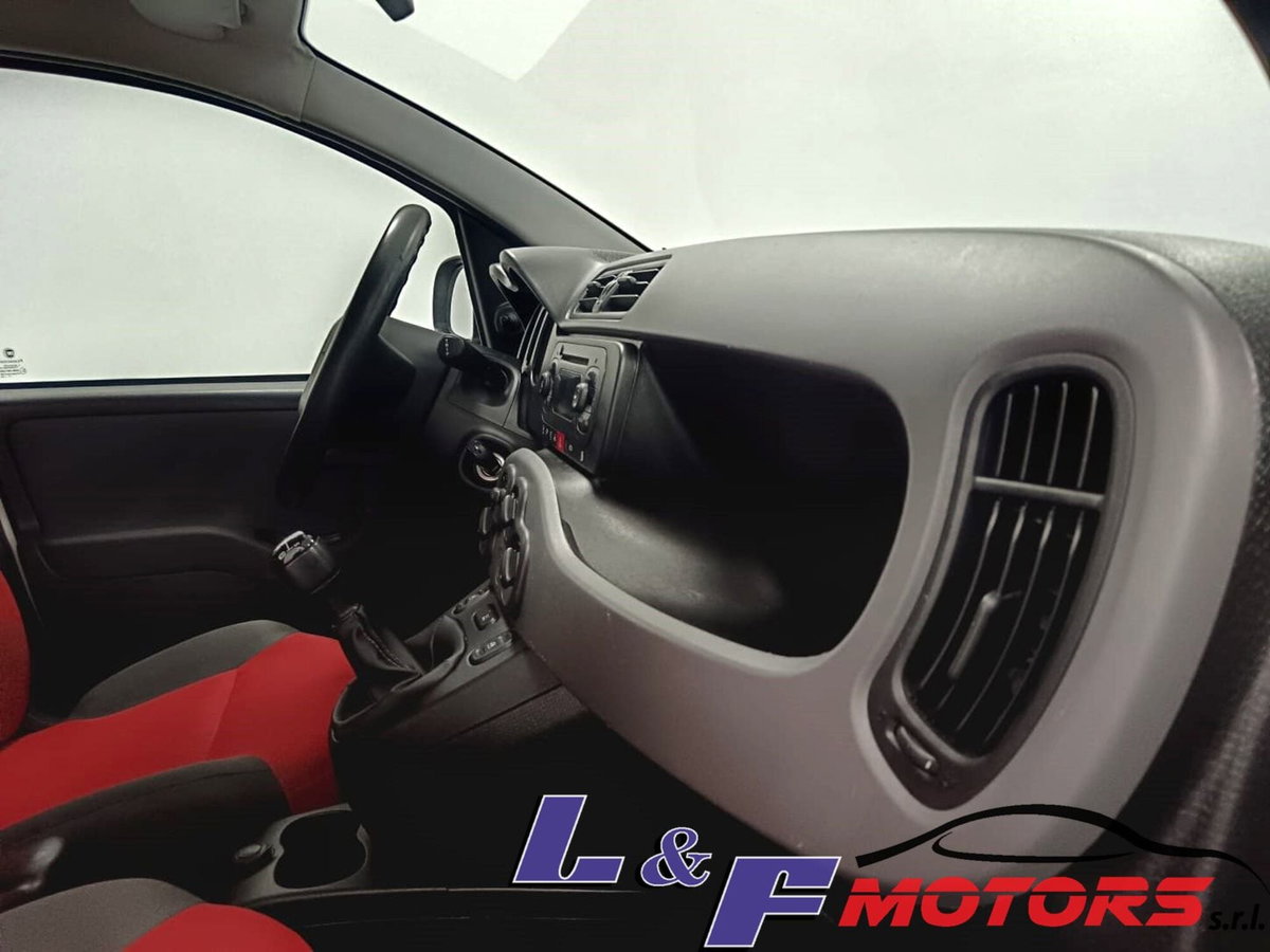 Fiat Panda 1.3 MJT 80 CV S&S 4x4 (19)