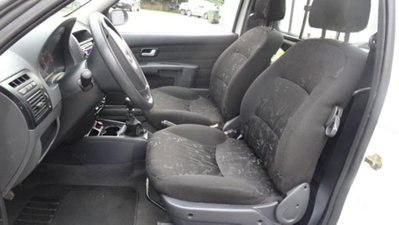 Fiat Strada 1.3 MJT Pick-up (14)