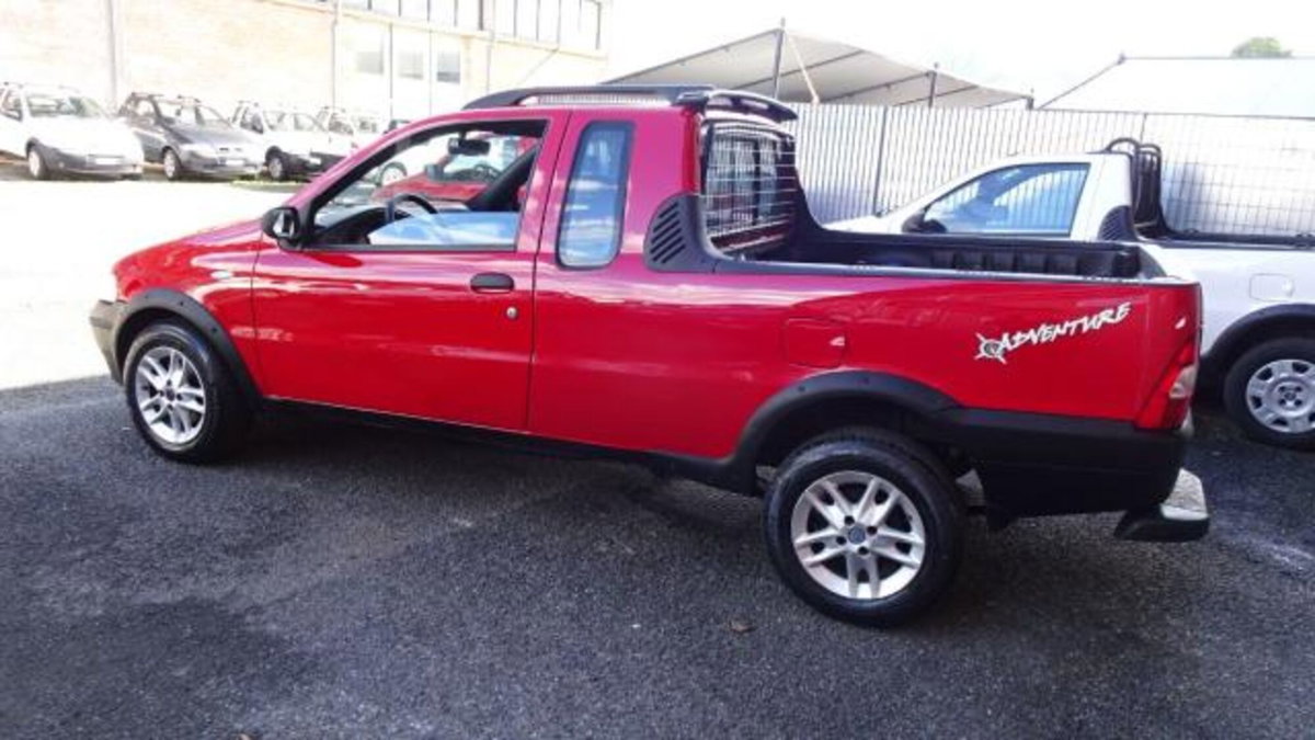 Fiat Strada 1.3 MJT Pick-up Cabina Lunga Adventure (11)